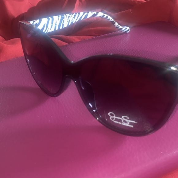 Jessica Simpson Sunglasses NWOT - Picture 3 of 4